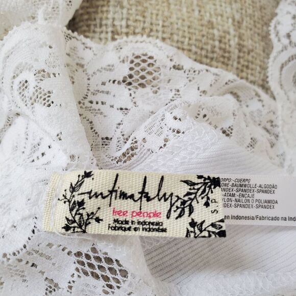 Free People 'Naughty but Nice' Bodysuit - size Small in White. - Picture 14 of 16